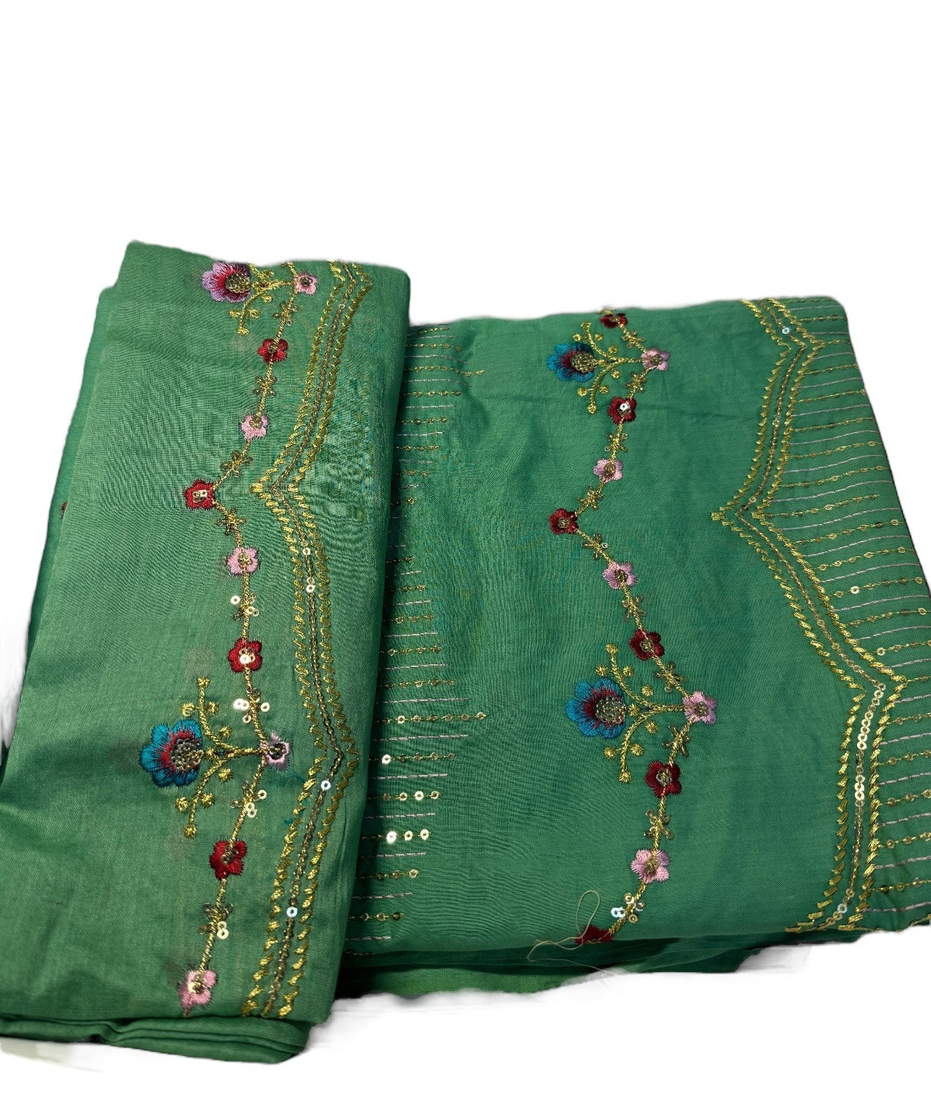 قطعة قطن مخروز مع الشيلة