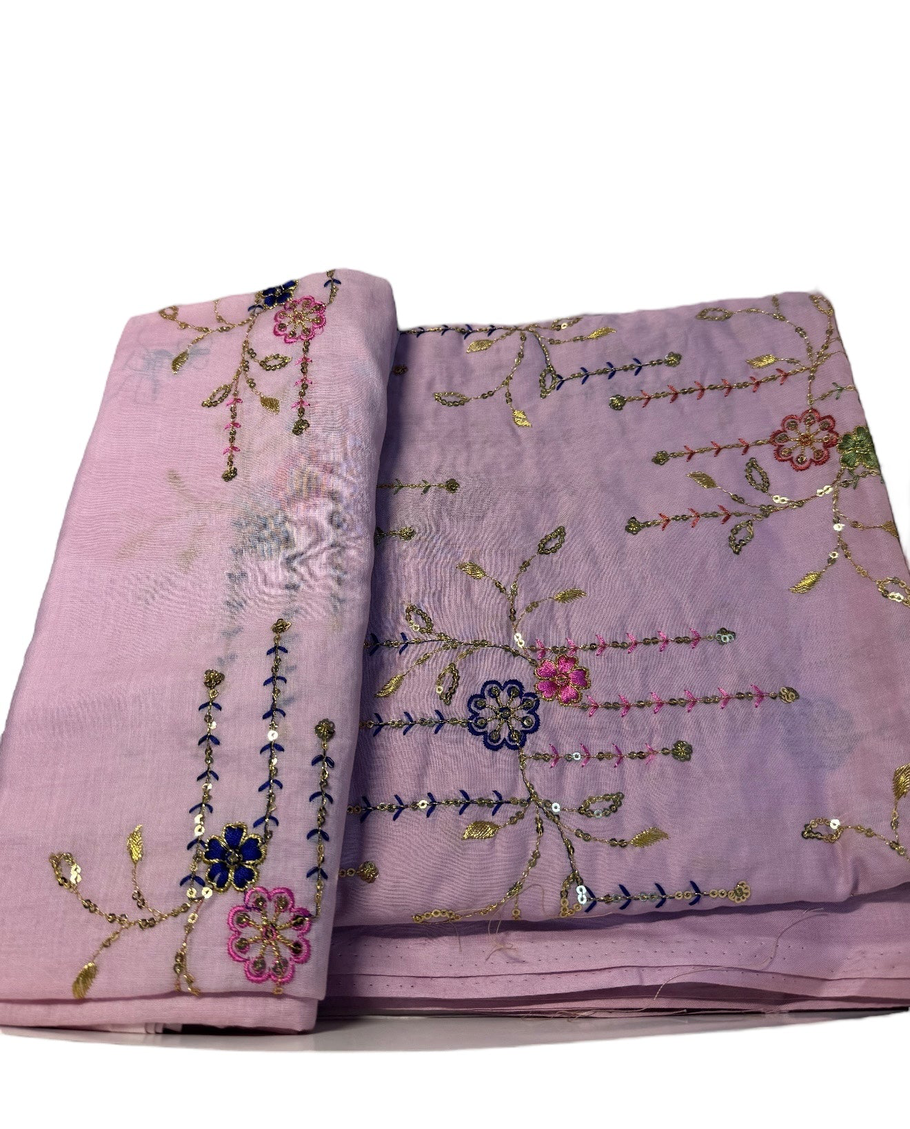 قطعة قطن مخروز مع الشيلة