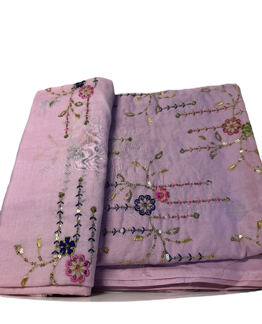 قطعة قطن مخروز مع الشيلة